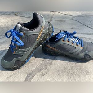 Boys Merrell trail sneakers